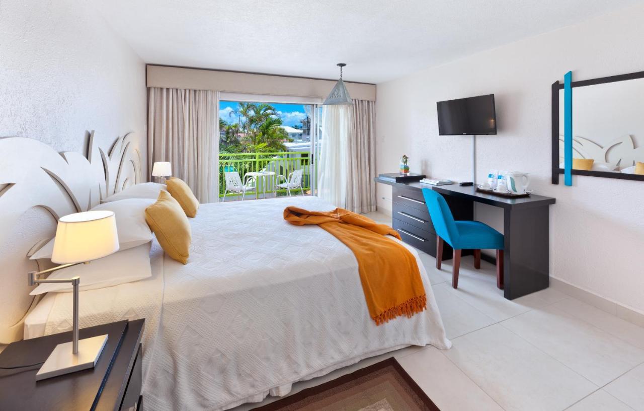 Blue Horizon Hotel Rockley Екстериор снимка