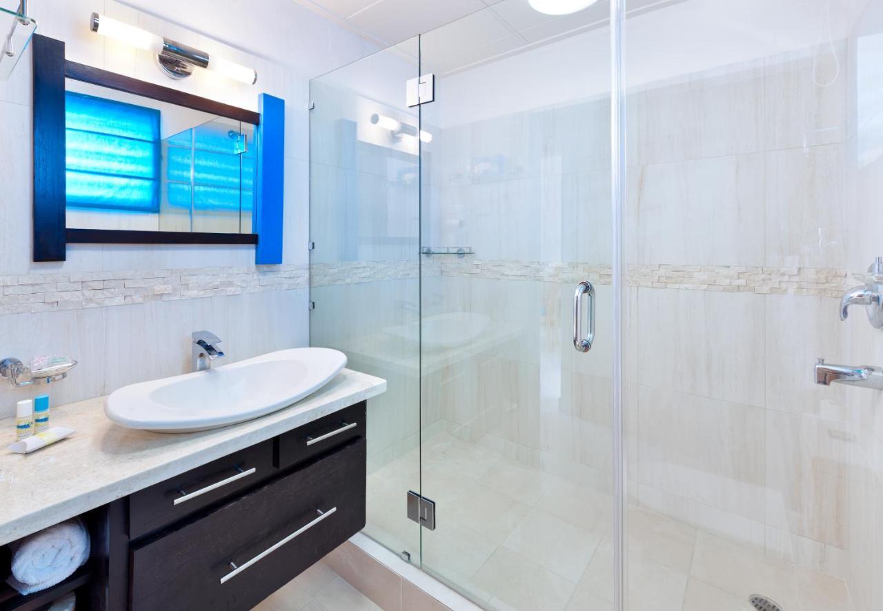 Blue Horizon Hotel Rockley Екстериор снимка